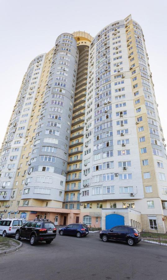 Apartments On Darnitsa Kiev Buitenkant foto
