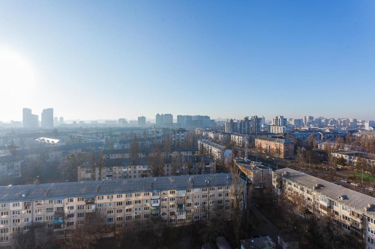 Apartments On Darnitsa Kiev Buitenkant foto